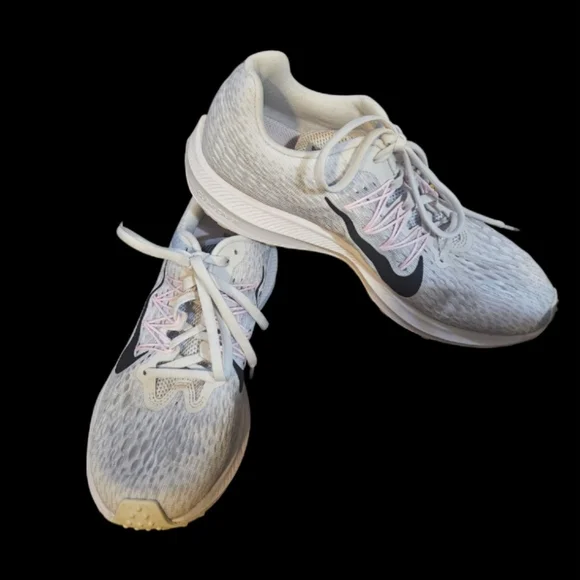 Nike Women's White Air Zoom Winflow 5 Running Shoe Size 8 - Picture 6 of 10